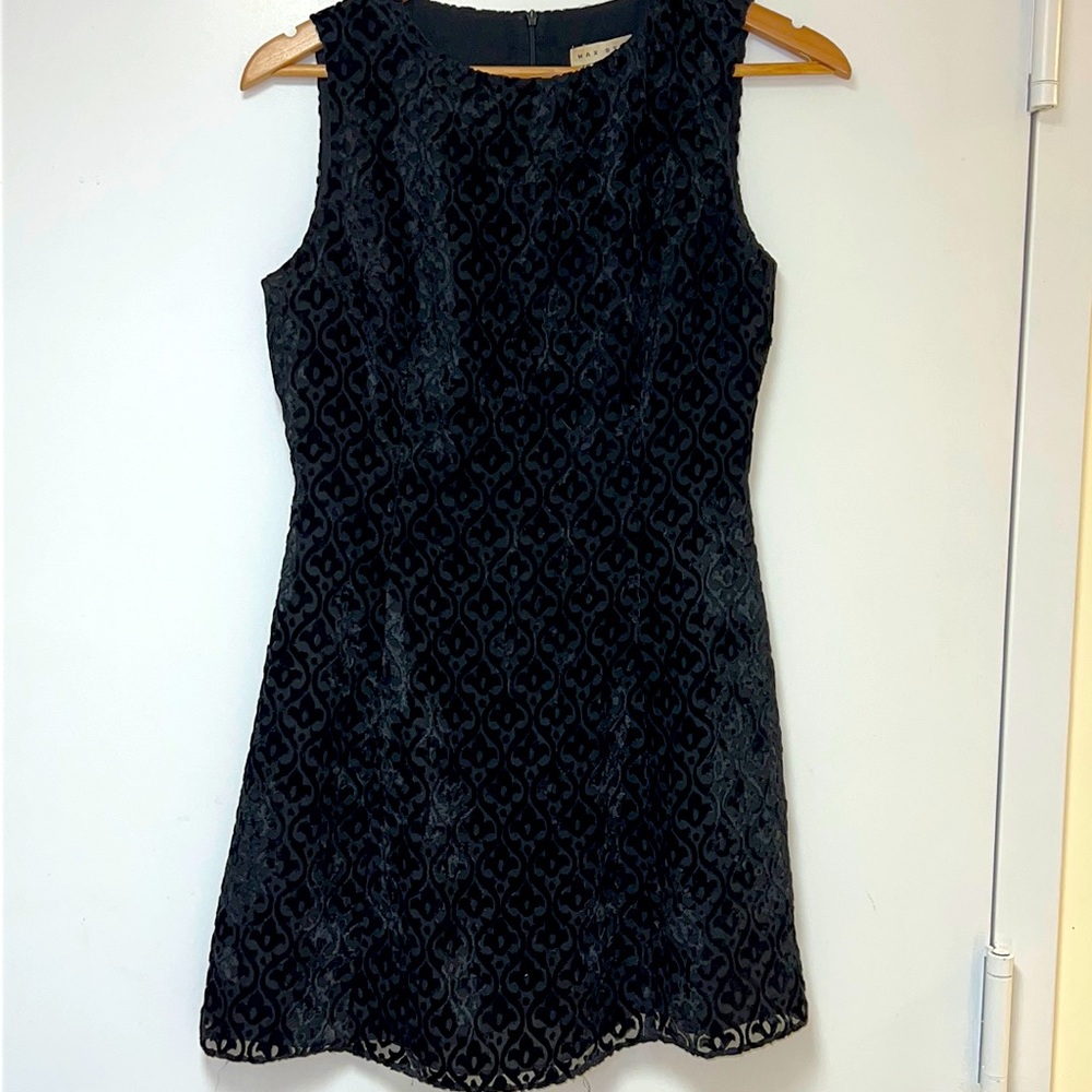 MAX STUDIO COCKTAIL DRESS IN BLACK